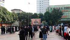 球王会网页版组织师生观看改革开放40周年大会