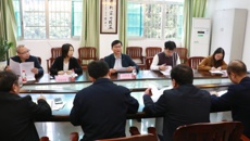 自治区教育厅评估组专家到球王会网页版进行“星级学校”评估